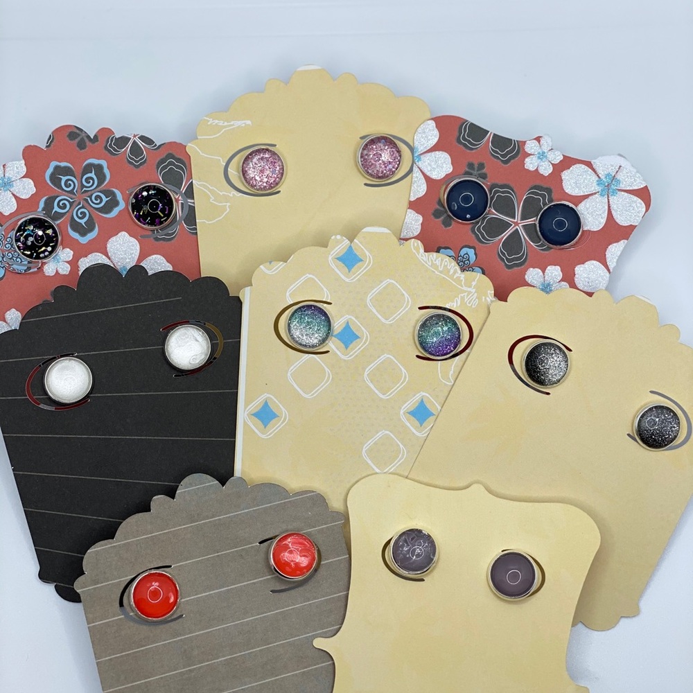 Color strip post earrings - Picture 6 of 6